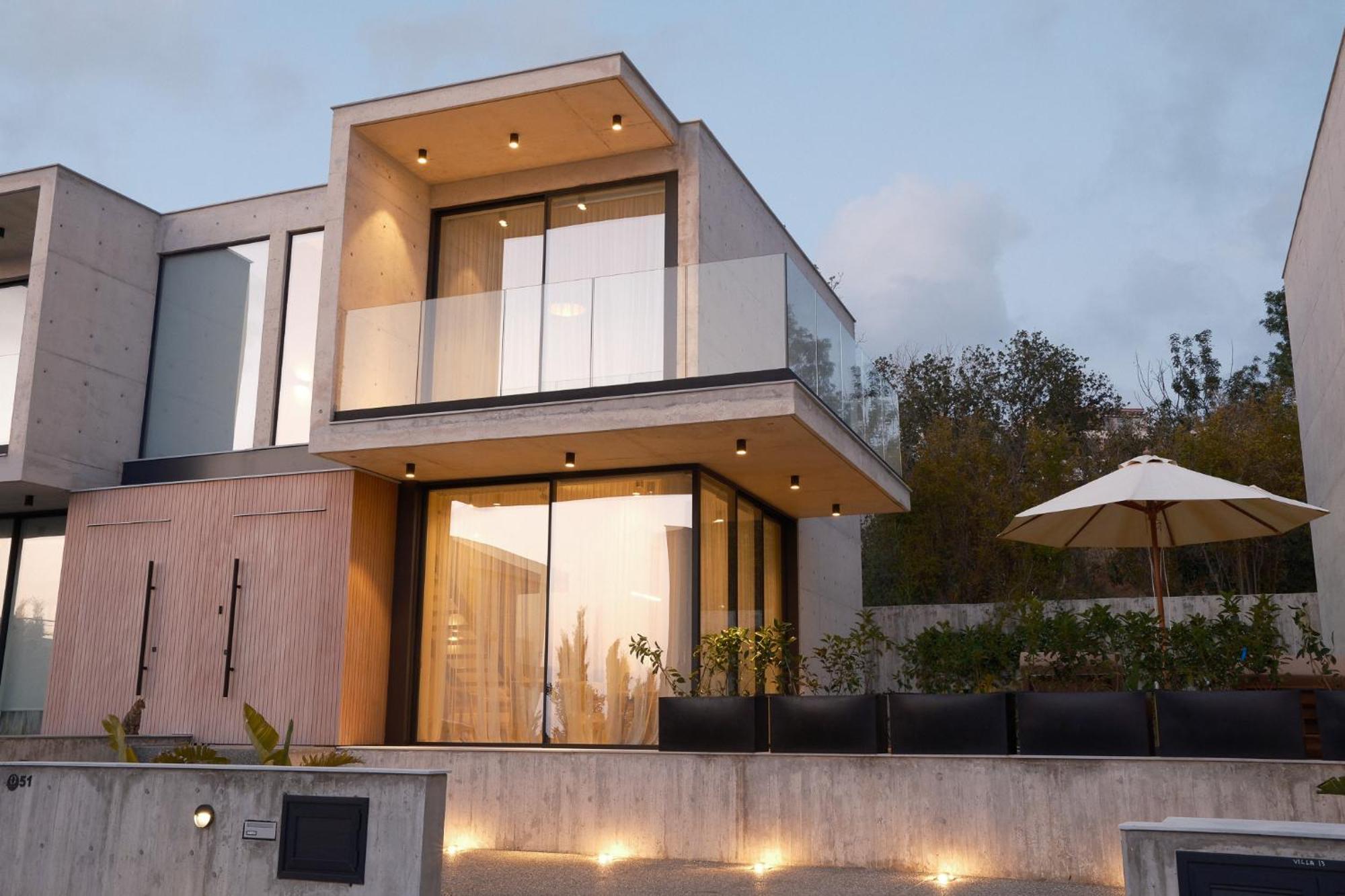 Greenvale Park Villas Klorakas Exterior photo